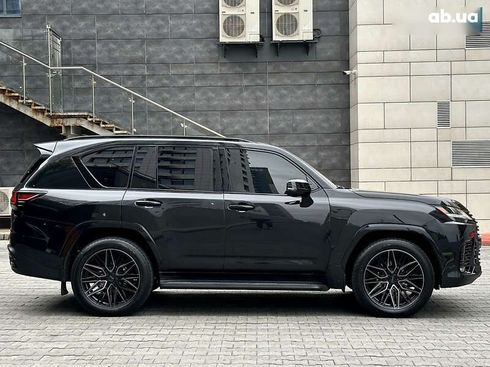 Lexus LX 2022 - фото 14