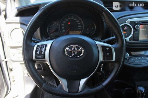 Toyota Yaris 2014 - фото 24