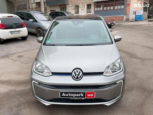 Volkswagen e-Up 2017 серый - фото 9
