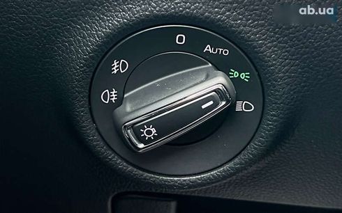 Skoda Superb 2018 - фото 21