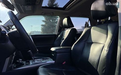 Toyota 4Runner 2017 - фото 13