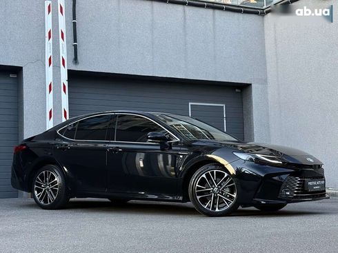 Toyota Camry 2024 - фото 5