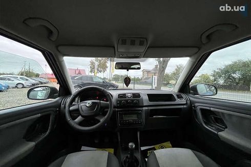 Skoda Fabia 2009 - фото 18