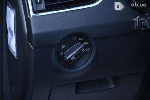 Skoda Octavia 2019 - фото 11