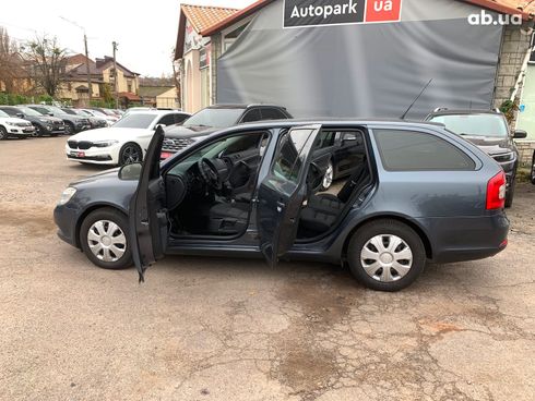 Skoda Octavia 2010 серый - фото 28