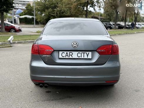 Volkswagen Jetta 2011 - фото 6