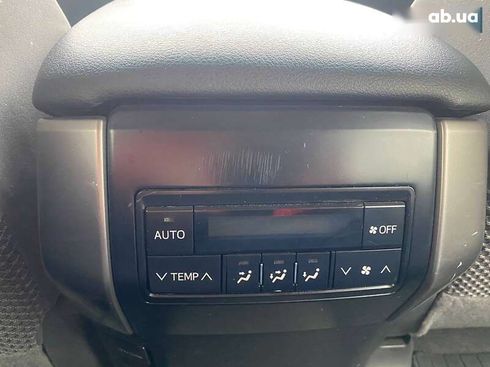 Toyota Land Cruiser Prado 2010 - фото 22