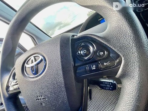 Toyota Prius 2019 - фото 23