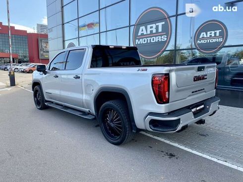 GMC Sierra 2021 - фото 12