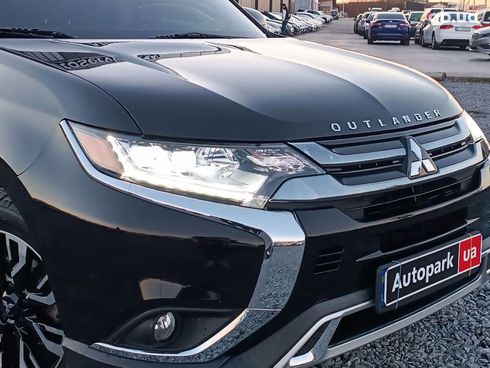 Mitsubishi Outlander 2018 черный - фото 27