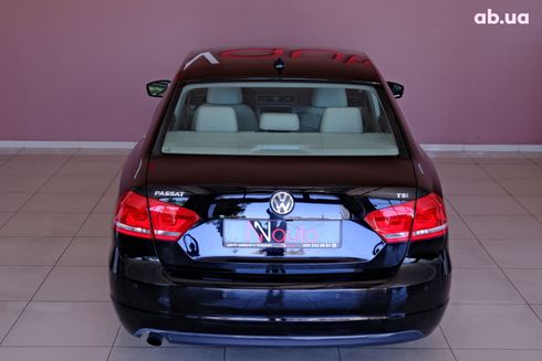 Volkswagen Passat 2015 черный - фото 6