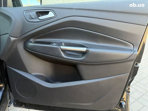 Ford Escape 2017 черный - фото 45