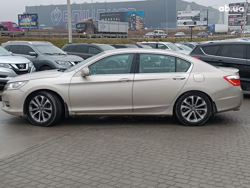 Honda Accord 2013 бежевый - фото 4