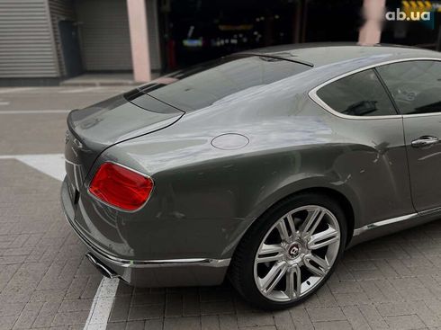 Bentley Continental GT 2016 - фото 9