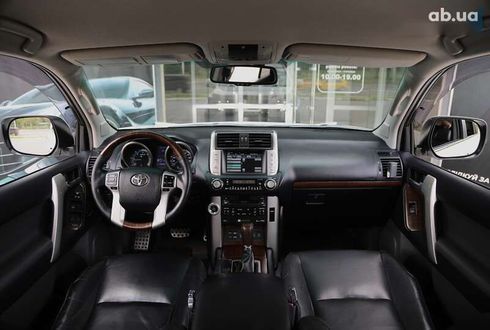 Toyota Land Cruiser Prado 2010 - фото 11