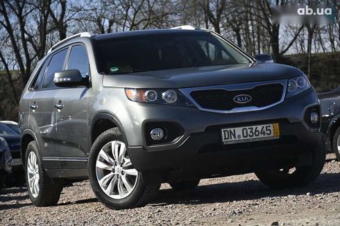 Kia Sorento 2010 - фото 2