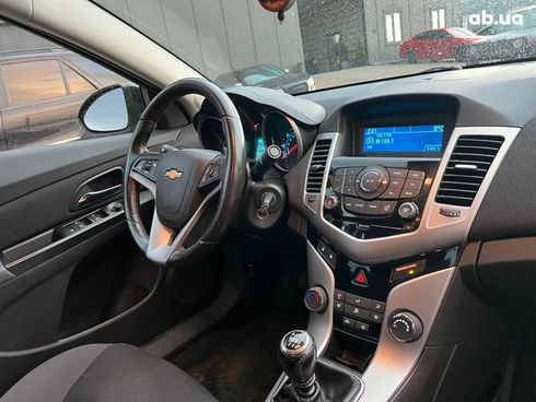 Chevrolet Cruze 2014 черный - фото 36