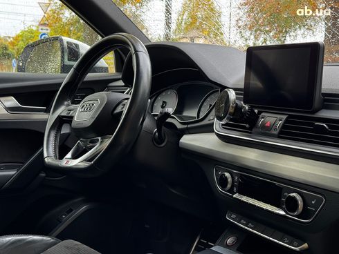 Audi SQ5 2019 белый - фото 35