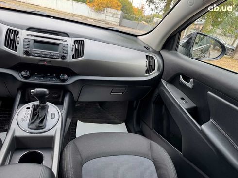 Kia Sportage 2015 черный - фото 17