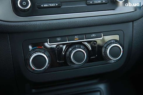 Volkswagen Tiguan 2010 - фото 17