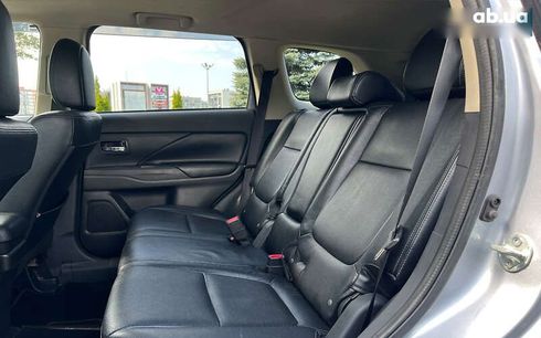 Mitsubishi Outlander 2015 - фото 10