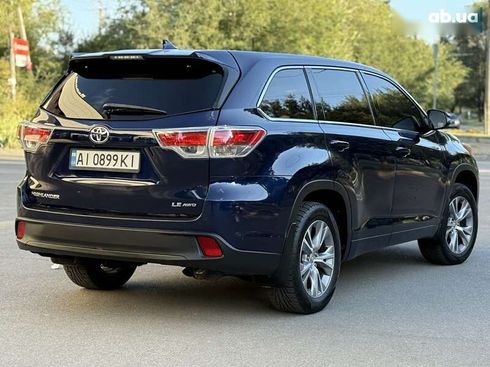 Toyota Highlander 2015 - фото 8