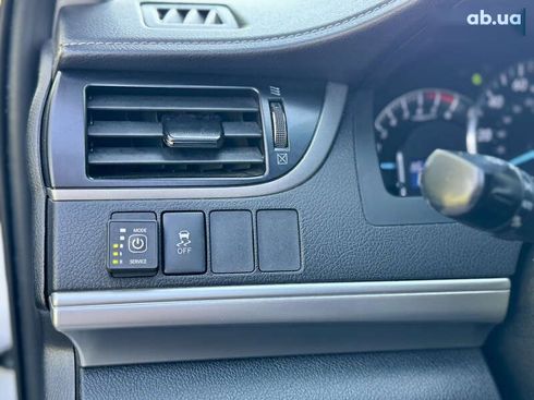 Toyota Camry 2014 - фото 24
