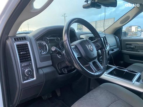 Dodge Ram 2015 белый - фото 75