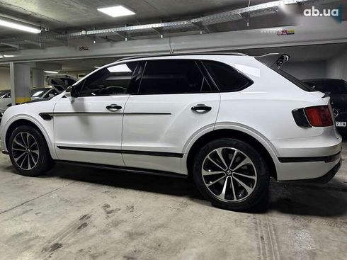 Bentley Bentayga 2018 - фото 16