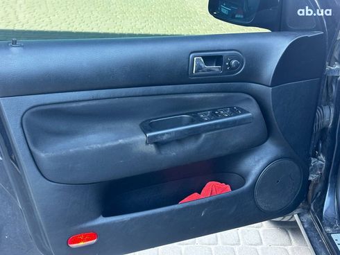 Volkswagen Bora 2001 черный - фото 12