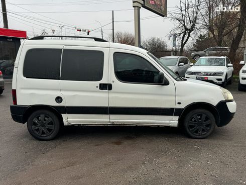 Citroёn Berlingo 2003 белый - фото 15