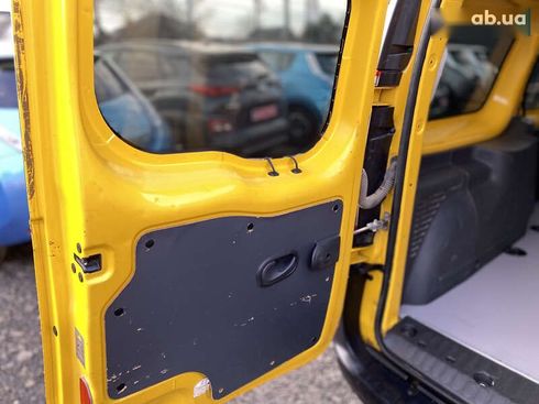 Renault Kangoo 2019 - фото 23