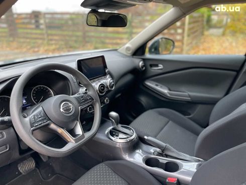 Nissan Juke 2021 серый - фото 36