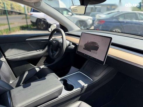 Tesla Model Y 2023 - фото 6
