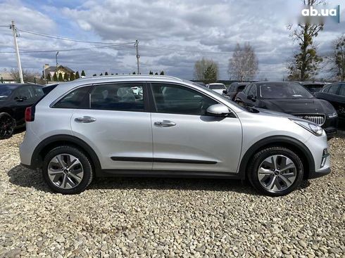 Kia Niro 2019 - фото 14
