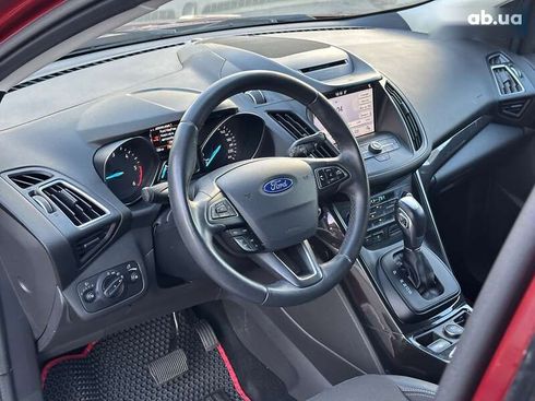 Ford Kuga 2019 - фото 19