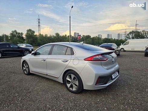 Hyundai Ioniq 2019 - фото 9