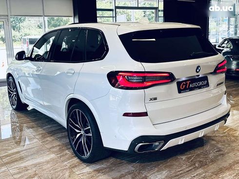BMW X5 2020 - фото 11