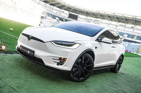 Tesla Model X 2017 - фото 3