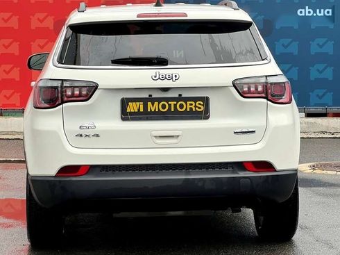 Jeep Compass 2017 - фото 6