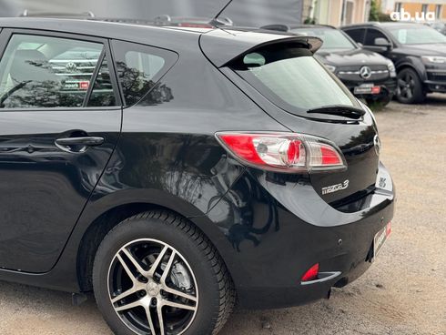 Mazda 3 2011 черный - фото 9