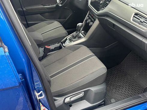 Volkswagen T-Roc 2021 синий - фото 16
