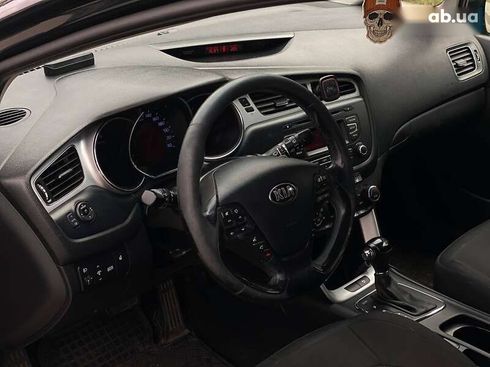 Kia Cee'd 2012 - фото 11