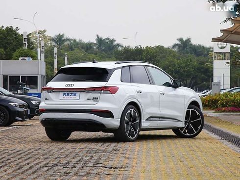 Audi Q4 e-tron 2025 - фото 6