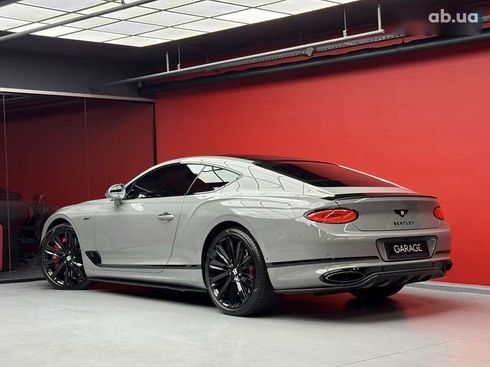 Bentley Continental GT 2021 - фото 26
