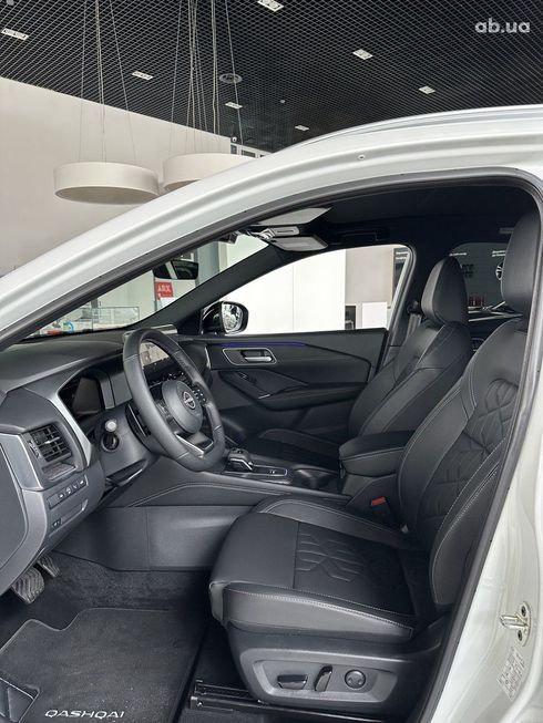Nissan Qashqai 2025 белый - фото 7