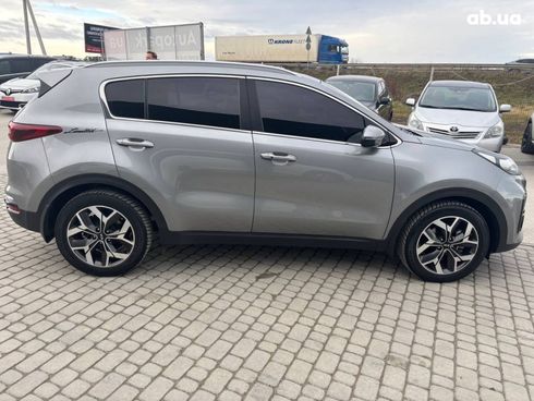 Kia Sportage 2020 серый - фото 3