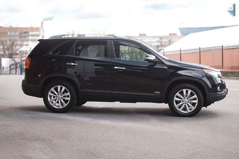 Kia Sorento 2010 - фото 3