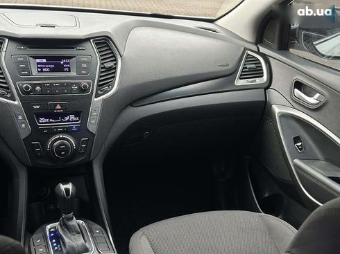 Hyundai Santa Fe 2017 - фото 22