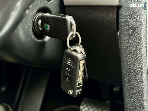 Skoda Octavia 2010 - фото 22